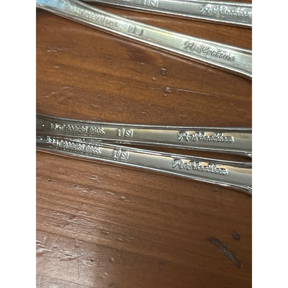 1847 Rogers Bros Reflection Silverplate Teaspoons Set of 5 Vintage IS Flatware‎